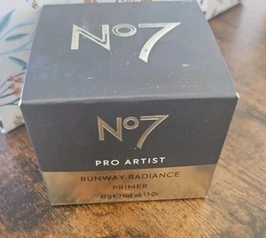 No7 Pro Artist Runway Radiance Primer 45GMS - Picture 1 of 2