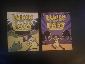 Lunch Lady lot of 2 graphic novels, Books 4 & 7 - Bild 1 von 6