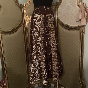 Karen Kane. Size M. Macy's. Cotton Full Circle Tribal Skirt w/ Gussets. B39. - Picture 1 of 7