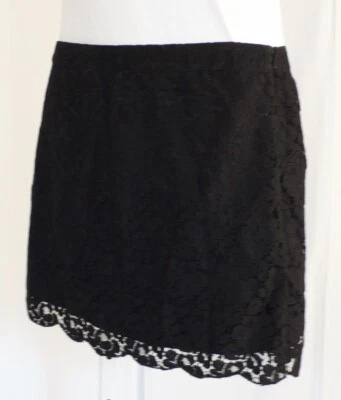 Minifalda recta superpuesta de encaje negra TALULA talla 2 Foto 1 de 4