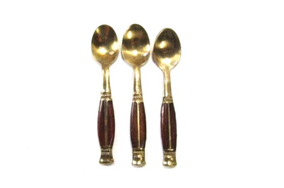 Juego de cucharas de té vintage de bronce y madera Tailandia Demitasse de 3 - 4 3/4 pulgadas Foto 1 de 4