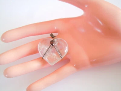 925 Argento Ciondolo Con Cuore Di Cristallo Roccia & Granato 16,4 G/3,9 X 3,2 CM - Immagine 1 di 4