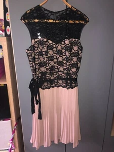 Women pleated crochet contrast swing sleeveless dress size 14 - Picture 1 of 3