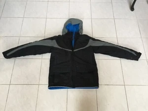 ABRIGO DE INVIERNO LANDS END CON CAPUCHA PARA NIÑOS 14/16 AZUL MARINO Y GRIS NUNCA USADO EXCELENTE ESTADO - Imagen 1 de 2