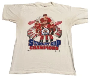 Vintage 1997 Detroit Red Wings Stanley Cup Champions Size Large T-Shirt  - Picture 1 of 8