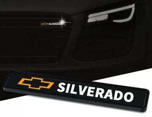 SILVERADO LED Logo Grille Light Emblem For Truck Front Illuminated Name Badge - Bild 1 von 7