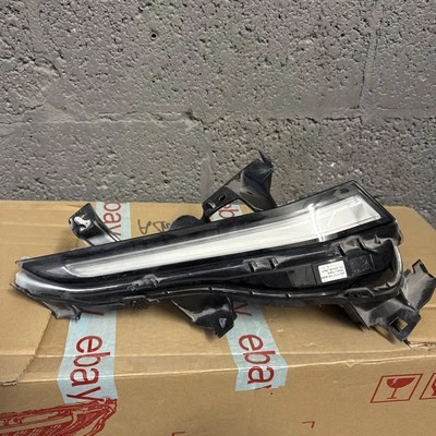 PEUGEOT 508 II (R83) VA2590826  Position Light front left 1638037880 2017596X - Image 1 of 4