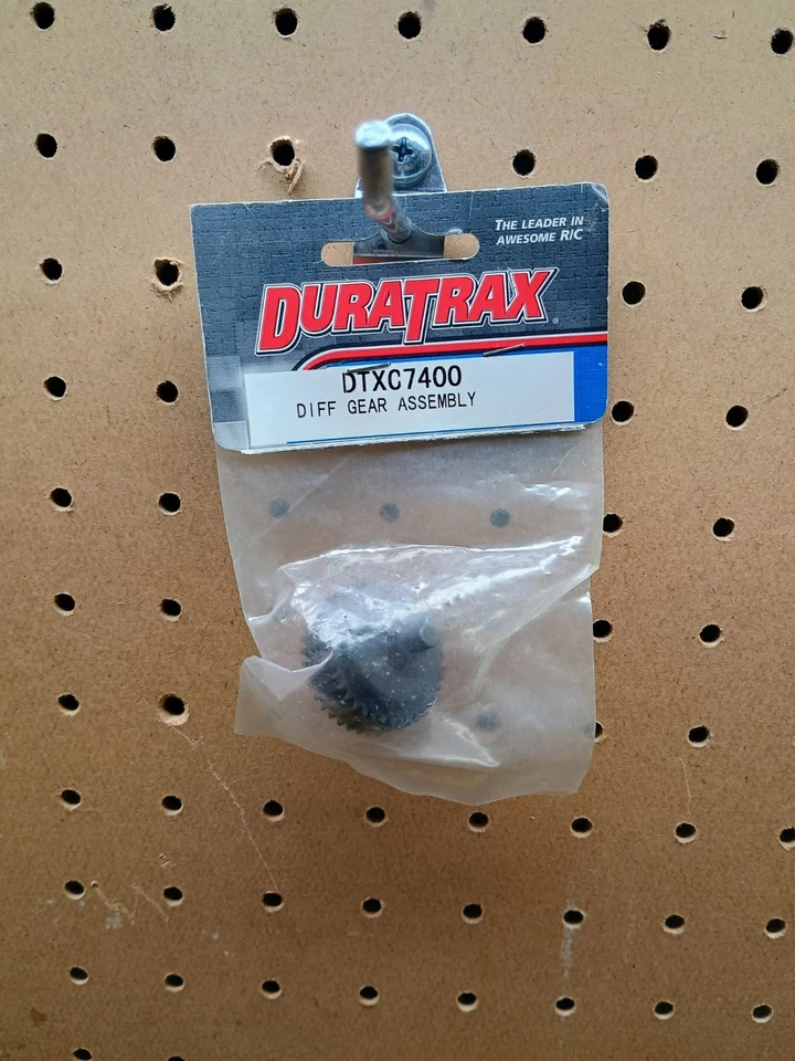 Dtxc7400 Diff Gear Assembly For Duratrax Maximum St/Bx Very Rare Don't See Many - Image 1 of 1