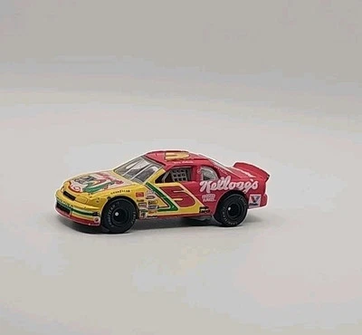 Racing Champions 1993 1:64 Terry Labonte #5 Kelloggs Monte Carlo, suelto Foto 1 de 4