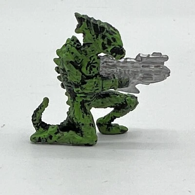 Trendmasters 1997 Planetas de Guerra Luna de Hueso Alfa Auténtica Mini Figura Alienígena Foto 1 de 3