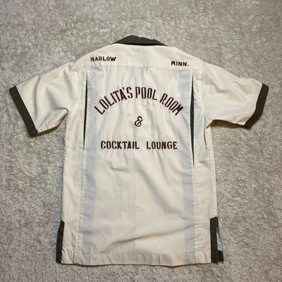 💎60’s Vintage Gem💎Men’s Med «Lolita’s Pool Room & Cocktail» Foto 1 de 4