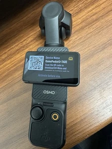 DJI Osmo Pocket 3 schwarz mit Koffer - NICHT AKTIVIERBAR / SERIENNR. GLITCH - 4 TEILE - Bild 1 von 9