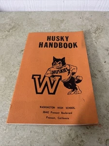 Vintage Washington High School Fremont CA Husky Handbuch 9” x 6” - Bild 1 von 5