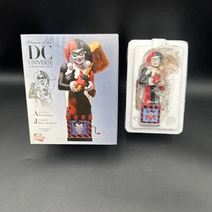 HARLEY QUINN Women of the DC Universe Mini Büste DC Direct Adam Hughes /6000 - Bild 1 von 12