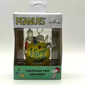 Peanuts Hallmark Shiny and Bright Snoopy Christmas Tree Ornament Sealed - Picture 1 of 7
