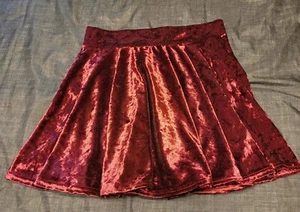 Urban CoCo Women’s Red Elastic High Waist Velvet Mini Skater Skirt Size M NWT - Picture 1 of 9