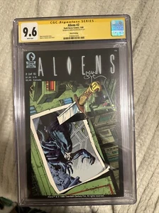 Aliens #2 CGC Signature Series 9.6 - Picture 1 of 2