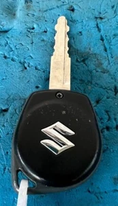 USED OEM 11-17 SUZUKI SWIFT REMOTE KEY - Picture 1 of 2