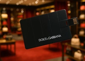 Chiavetta USB Dolce & Gabbana – Design Ultra Sottile a Formato Carta di Credito - Afbeelding 1 van 8
