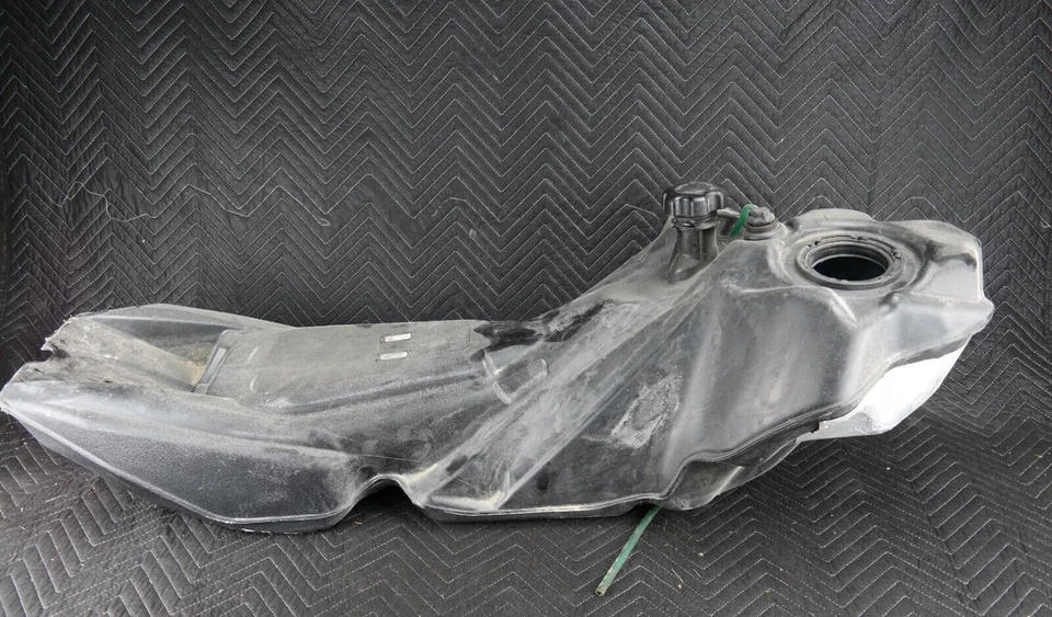 2013 13 ARCTIC CAT M800 SNO PRO 153 FUEL GAS TANK SB11 - Image 1 of 3