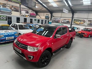 2015 Mitsubishi L200 2.5 DI-D Barbarian Black Auto 4WD Euro 5 4dr (LB) PICK UP D - Picture 1 of 24