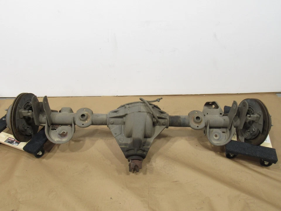 03-06 Chevrolet SSR LS 2005 Rear Axle Differential Suspension Assembly #9 - Image 1 of 4