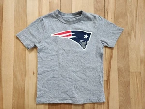 NFL New England Patriot's Kids M 5/6 Graphic Logo Short Sleeve Tshirt Light Gray - Picture 1 of 4