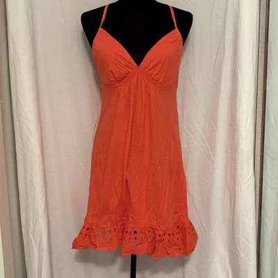 Mini Vestido American Eagle Mujer Medio Coral Sin Mangas Ojales Encaje Cuello en V Camiseta sin Mangas Foto 1 de 4