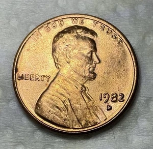 1982 D Lincoln Memorial Penny 1C Large Date RD DDO 3.14 Grams - Picture 1 of 6