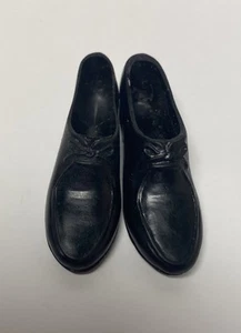 Vintage Mattel Barbie Ken Puppe Squishy schwarze Halbschuhe - Bild 1 von 1