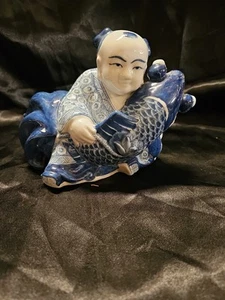 Antique Chinese Porcelain Boy Figure With Fish. Blue And White. 6" - Picture 1 of 7