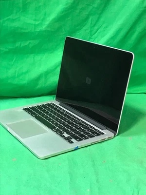 Apple MacBook 2015 MF839LL/A 2,7 GHz Intel Core i5-5257U 8 GB RAM 128 GB SSD Foto 1 de 4