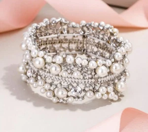 Bridal Crystal Pearl Bracelet Bangle Cuff elasticated Bracelet Wedding accessory - Picture 1 of 11