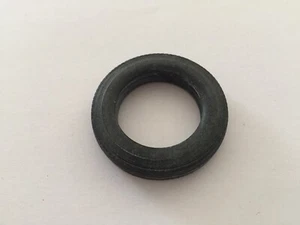 Pneu seul pièce détachée miniature Solido Volkswagen VW Combi 1966 1/19 #A56 - Foto 1 di 2