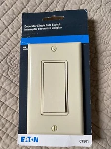 Decorator Single Pole Switch Eaton C7501V-SP ~15A 120/277V ~Ivory - Picture 1 of 5