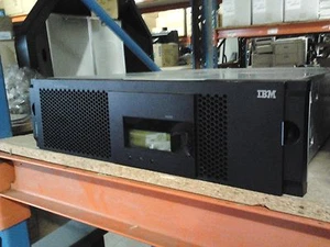 NAS IBM System Storage N5200 2864-A20 2864 NAS NetApp *INCL 2x bloc d'alimentation* - Photo 1/2