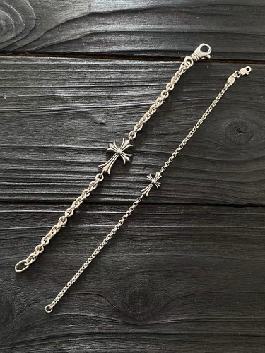 CHROME HEARTS Bracciale Croce Cuori Cromati✅