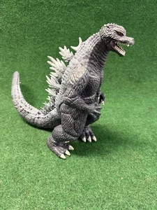 Godzilla Playmates TOHO Action Figure Large 11" Tall 16" Long 2020 - Picture 1 of 6