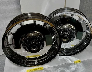 HARLEY FAT BOY WHEEL FRONT 2022 -25 FLFBS OEM Black CUSTOM CHROME Rim EXCHANGE - Picture 1 of 16