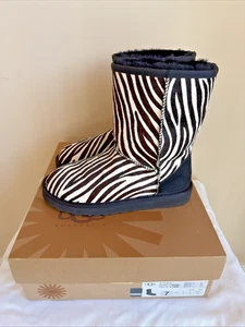 UGG 1002790 Australien Klassische Kurze Exotische Zebra Stiefel Damen Größe 7 Ausgezeichnet - Bild 1 von 6