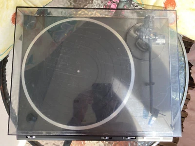 Technics SL-Q300 Giradischi - Immagine 1 di 4