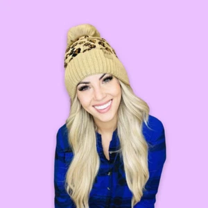 Cappello Leopard Pom Pom Beanie - Foto 1 di 3