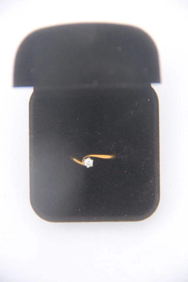 Bague Or jaune 18 ct - solitaire diamant VS1 0.20 CT - Photo 1/1