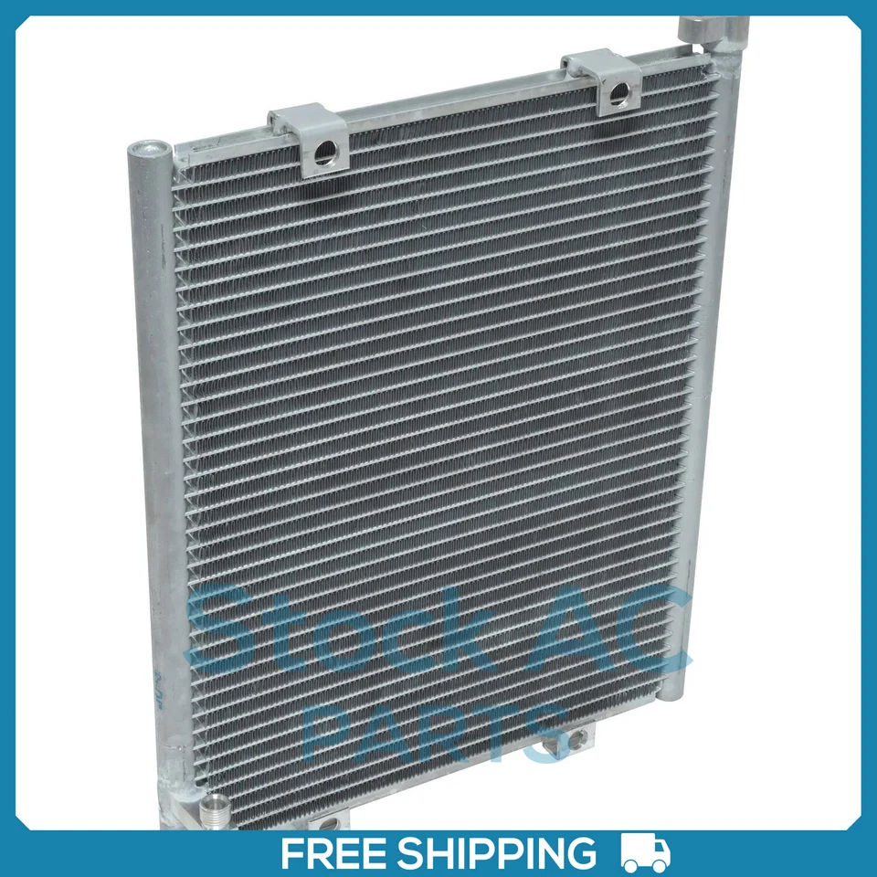 Condensador de aire acondicionado para NISSAN UD / 89-91 UD 1100 L4 3,5 L /-07 1300 L4 4,7 L Foto 1 de 4