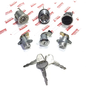 Juego de cilindros Lock 1974-1976 Toyota Crown Majesta MS85 RS80 SED genuino lote antiguo Japón - Imagen 1 de 10
