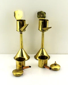 Pair of Vintage Brass Whale Oil Burner Lamp Freestanding or Wall-mount - Picture 1 of 12