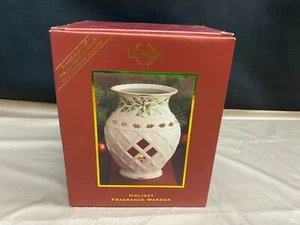 Lenox "HOLIDAY" Duftwärmer ~ inklusive französischer Vanille-Törtchen - Bild 1 von 7