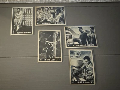 Original 1966 Topps Lost In Space Trading Cards - Image 1 of 2