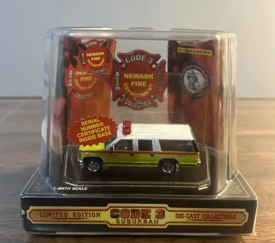 Code 3 Newark NJ Fire Department Suburban Collect Limited Edition New 1/64 Scale - Image 1 of 4