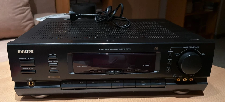 Philips FR-732 Dolby Surround AV Receiver Verstärker - Bild 1 von 4